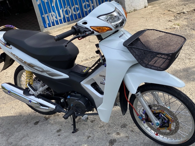 Wave độ thế này thì được mệnh danh là dư tiền lắm của