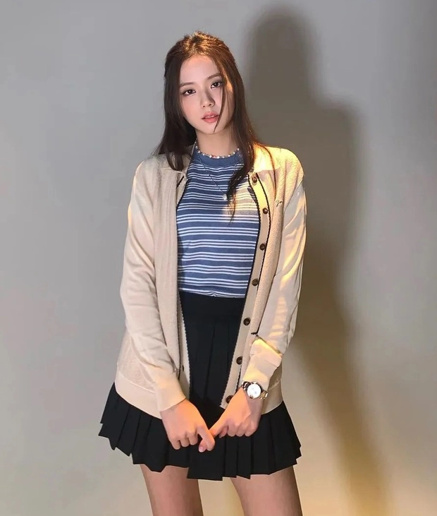 Diện cardigan tôn dáng như các thành viên nhóm nhạc blackpink