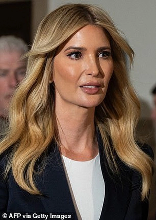 Những điểm thay đổi trên khuôn mặt của ivanka trump