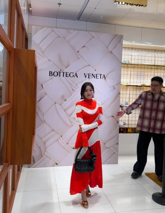 Tần lam tỏa sáng tại sự kiện của thương hiệu bottega veneta