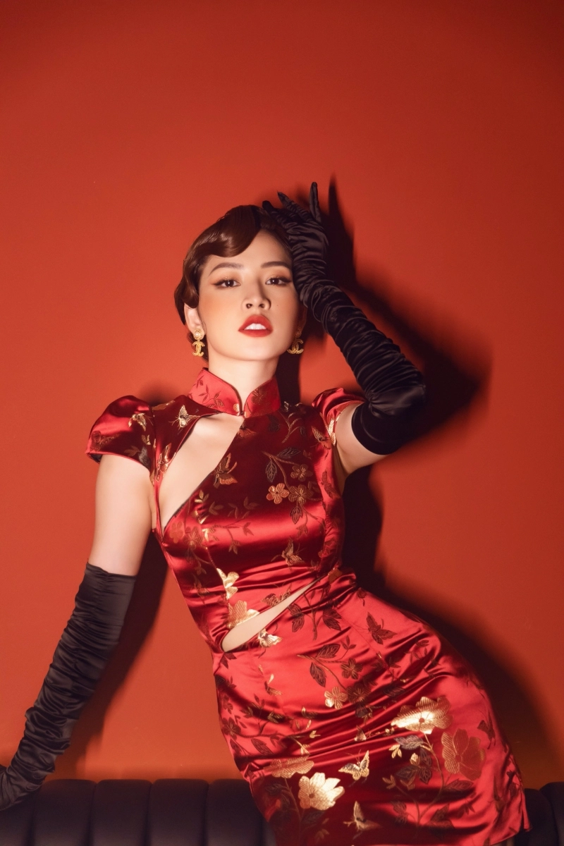 Chi Pu cũng có lúc gặp cảnh éo le vì makeup- Ảnh 7. Khoảnh khắc dở khóc dở cười khi bị makeup hại của chi pu