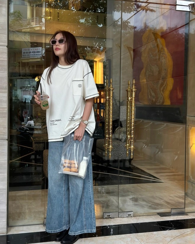 Cứ mix quần jeans theo 4 công thức này, đảm bảo bạn sẽ có outfit đẹp bất bại như loạt sao Hàn - Việt- Ảnh 6. 4 công thức mix quần jeans chuẩn chỉnh như ngôi sao thời trang