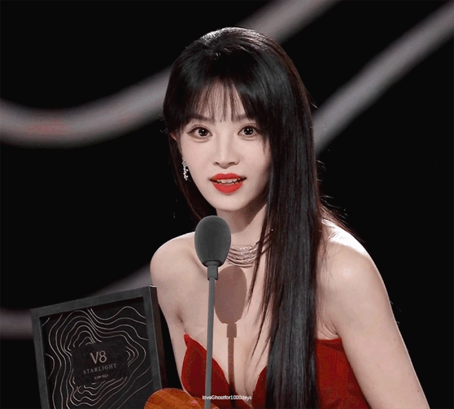 Công chúa đẹp nhất Trung Quốc hiện tại gây khó hiểu khi so ảnh mặt mộc với mặt makeup- Ảnh 16. Điền hi vi chứng minh đẳng cấp nhan sắc