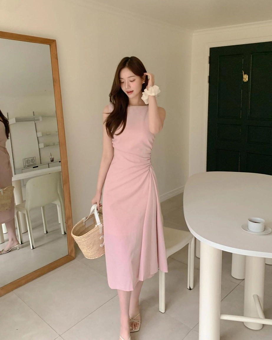 5 item sáng màu đáng sắm nhất hè giúp chị em bùng nổ sự sành điệu, trẻ trung- Ảnh 12. 5 item sáng màu nên sắm ngay trong hè 2025