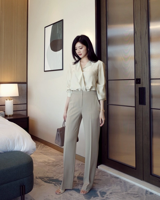 5 món thời trang giúp tôn dáng tối ưu mà không cần đi giày cao gót, nàng cao khiêm tốn nên có hết- Ảnh 1. 5 món thời trang giúp tôn dáng cho nàng genz