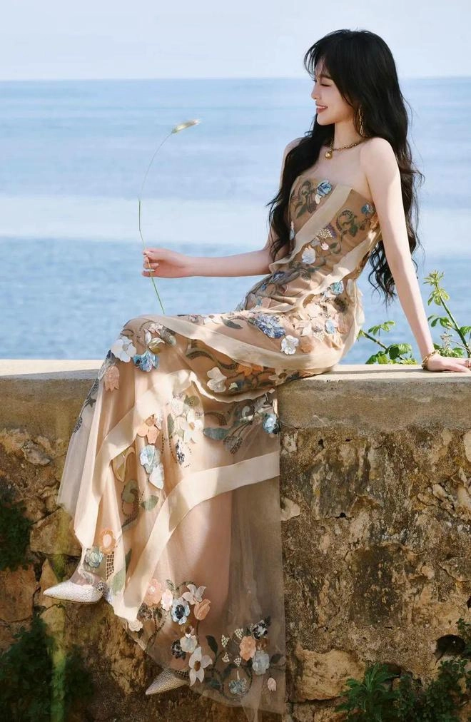 Váy dài sang chảnh cho ngày hè