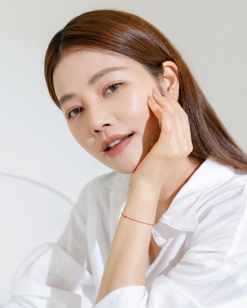 50 tuổi, người phụ này khiến nhiều người trầm trồ với 8 bí kíp giữ dáng và dưỡng da- Ảnh 1. 8 bí kíp giữ dáng và dưỡng da mà phái đẹp nên biết