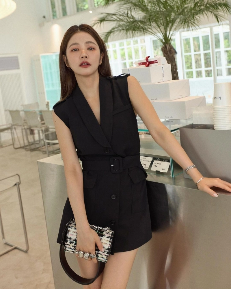 50 tuổi, người phụ này khiến nhiều người trầm trồ với 8 bí kíp giữ dáng và dưỡng da- Ảnh 5. 8 bí kíp giữ dáng và dưỡng da mà phái đẹp nên biết