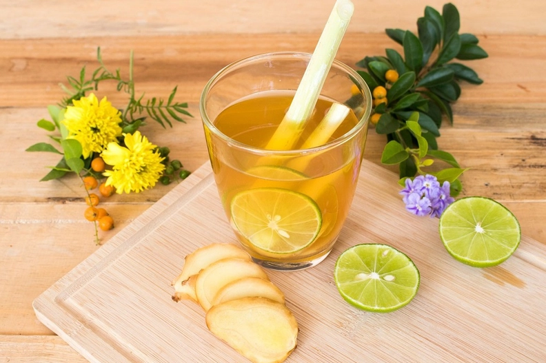 Thức uống có sẵn trong bếp giúp đẹp da tan mỡ bụng