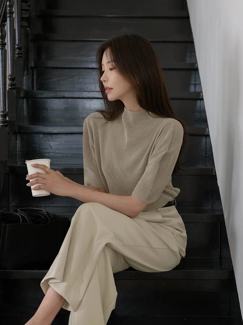 Sắm ngay 5 mẫu áo công sở đẹp hoàn hảo cho nàng genz